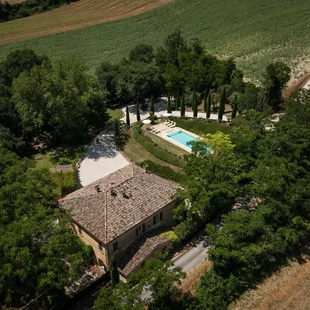 Ginevra - Modern Design & Private Pool Fratte Rosa