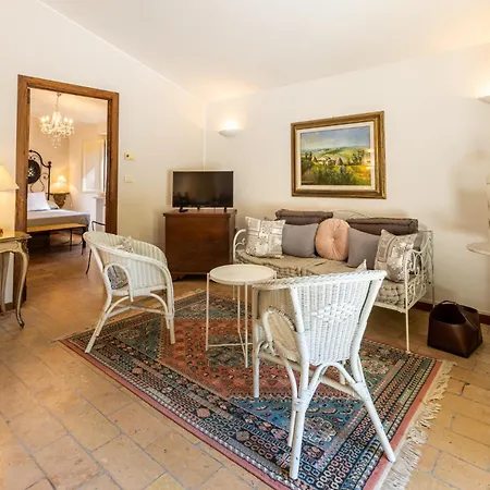 Ginevra - Modern Design & Private Pool Villa *