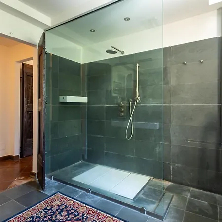 Villa Ginevra - Modern Design & Private Pool *