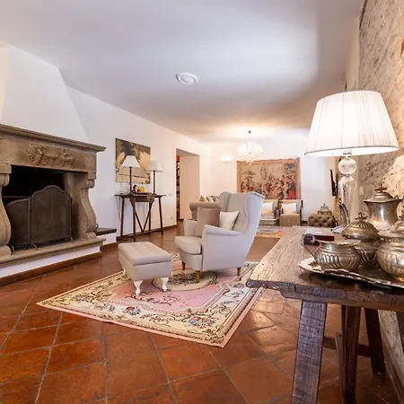 Ginevra - Modern Design & Private Pool Villa *